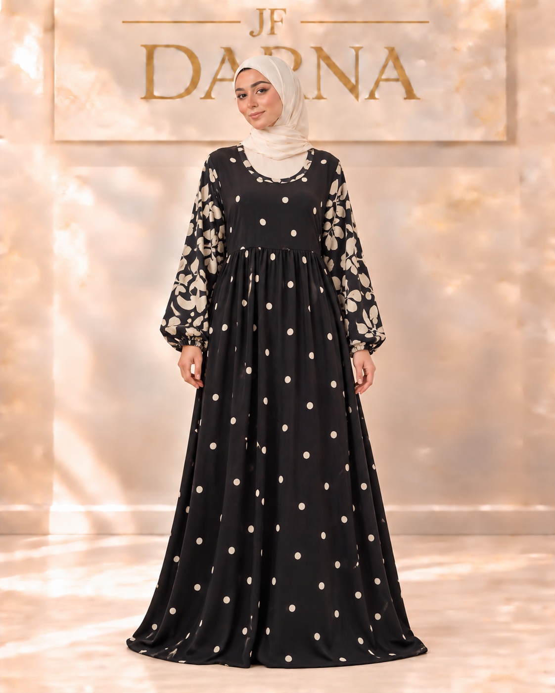Robe noire botanique à manches fleuries, JF Darna